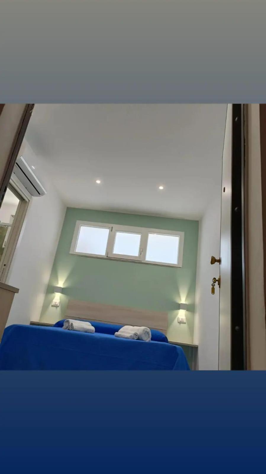 Beach Central Appartment Economy Tropea Esterno foto